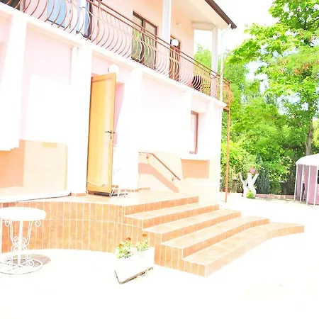 Secret Garden House 2* Varna