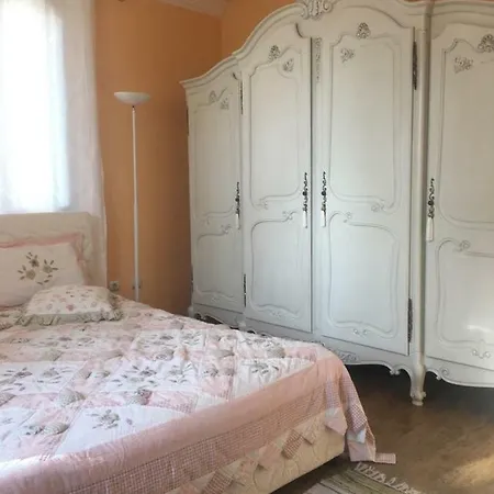 тайната градина Къща за гости