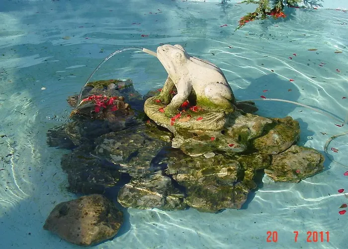 Secret Garden House Casa de hóspedes 2*